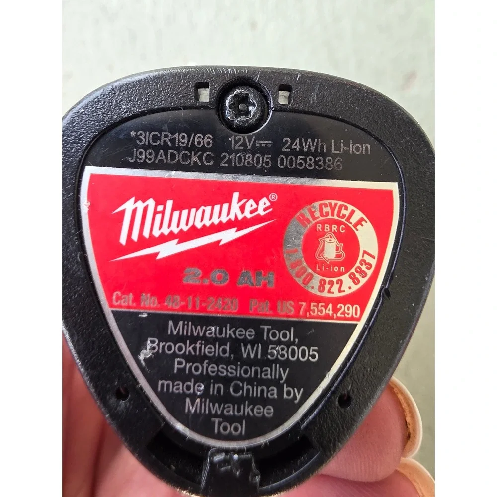Milwaukee M12 REDLITHIUM CP2.0 12V Lithium-Ion Battery 2.0Ah 48-11-2420 Z3